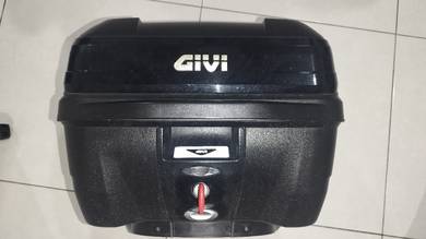 Nak tolak Box GIVIi BOLD 32 liter