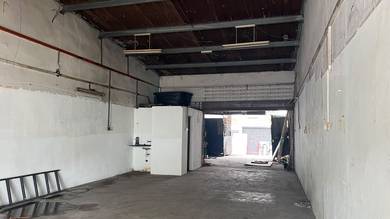 Warehouse / Factory For Rent in Glenmarie,SGR
