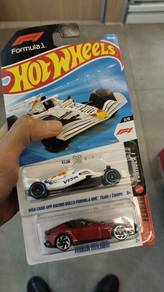 Hotwheels F1 Visa & Ferrari 12 Cilindri