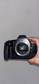 Canon EOS 620 35mm Film Camera