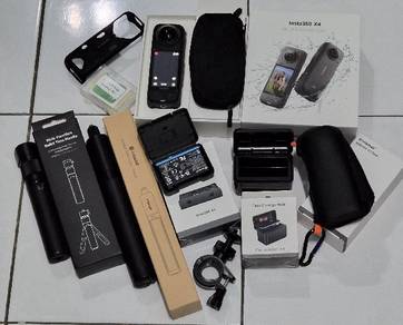 Insta360 X4 Like New Original Box & Complete Set