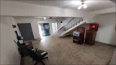 2.5-storey Terraced House For Sale in Selayang,SGR