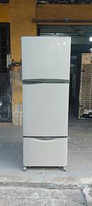 3door fridge refrigerator Toshiba 305L