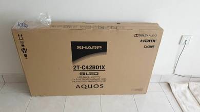 SHARP 42" LED Aquos TV