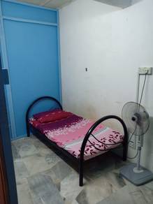 Room in Batu Caves, SGR