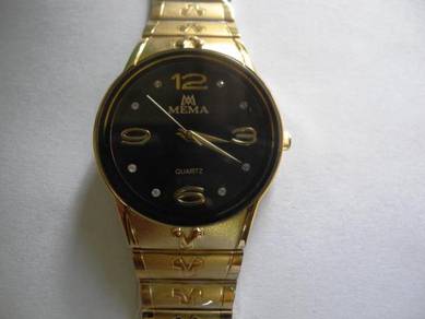 Mema Quartz Round Black Dial Watch