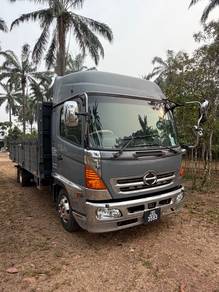 HinoFD8 2024
