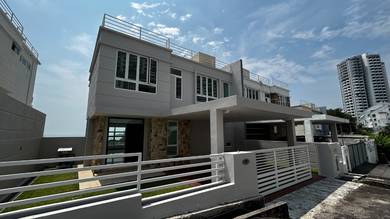 Semi-Detached House For Sale in Batu Ferringhi,PNG