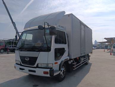Nissan MK252G BOX VAN 4X4 WITH LIFTGATE