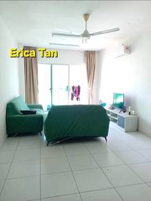 Condominium For Sale in Elit Heights @ Bayan City