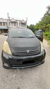 Toyota Isis CVT in Kota Kemuning, SGR