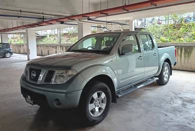 Nissan Navara COMFORT in Petaling Jaya, SGR