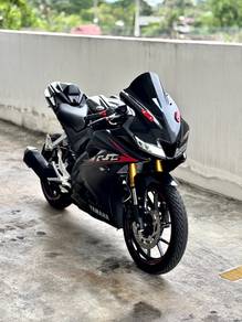 Yamaha R15