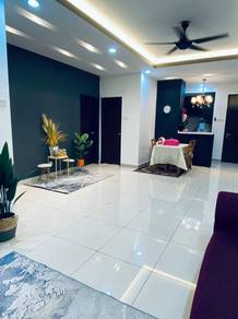Condominium For Sale in Residensi Zamrud