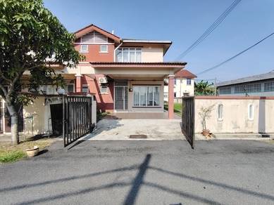 1.5-storey Terraced House For Sale in Nilai,NSN