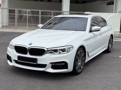 BMW 530i 30i M-SPORT in Bandar Puteri Puchong, SGR