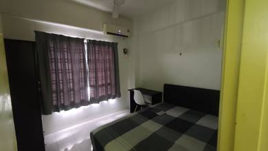 Room in Puchong, SGR