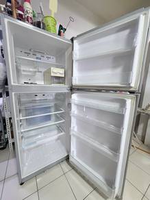 Hitachi Two-Door Refrigerator (335liter)