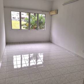 Apartment For Rent in Sri Mekar Apartment