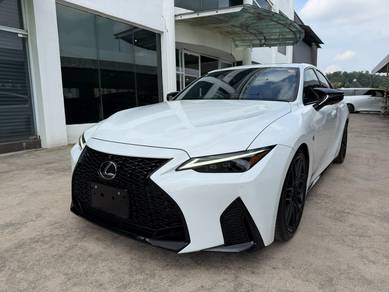 Lexus IS 300 F-SPORT in Others, SGR