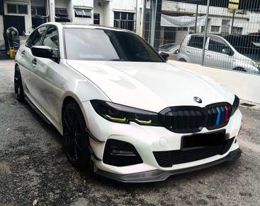 BMW 330i 30i M SPORT in Johor Bahru, JHR
