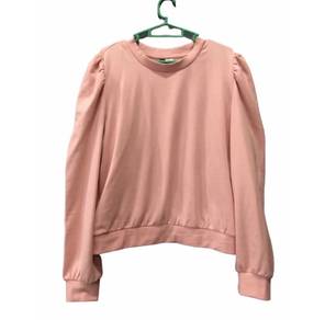 New H&M Sweatshirt size L