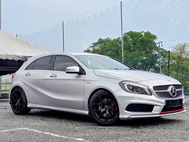 Mercedes Benz A250 250 AMG LINE in Shah Alam, SGR