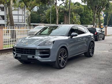 Porsche Cayenne BASE in Jalan Ipoh, KUL