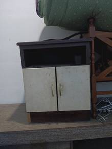 meja tepi,side table 