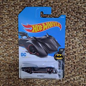 Hot Wheels Batmobile 