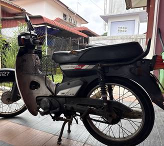 Honda C70