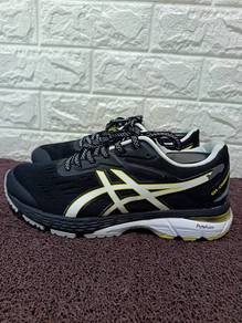 uk7.5 Asics Gel-Cumulus 20
