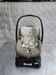 YA05J   PEG-PEREGO Primo Viaggio Tri-Fix Baby Car