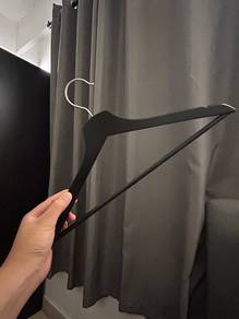 (21 pcs) Hanger BUMERANG (Black)