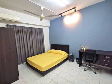 Room in Bukit Jalil, KUL