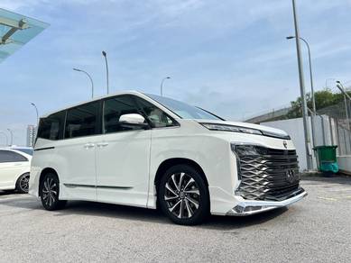 Toyota Voxy S-Z in Bangsar, KUL