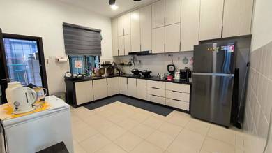 Semi-Detached House For Sale in Balik Pulau,PNG