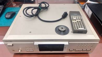 SONY CDP-XA5ES ES Series High-End CD Player.