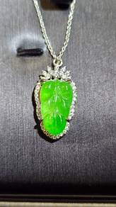 [Premium] High Ice Green Jadeite Leaf  Translucent