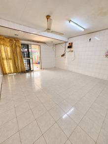 2-storey Terraced House For Sale in Banting,SGR