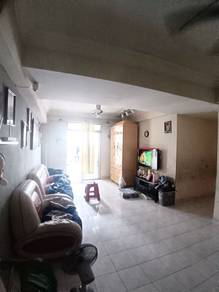 Apartment For Sale in Bayu Puteri 3
