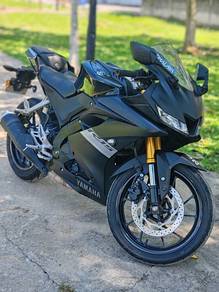 Yamaha R15