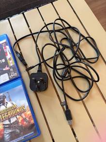 (WTS) Playstation Slim + 1 Controller + Games