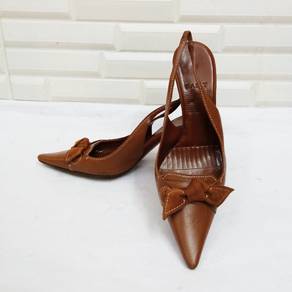 Bally Pointed Toe Leather Pumps