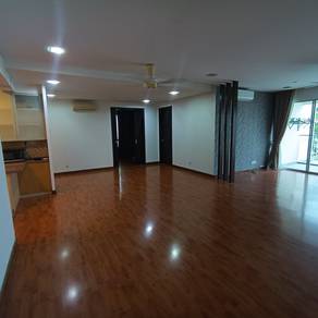 Condominium For Sale in Riana Green East