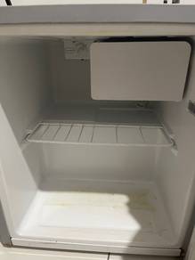 Mini Fridge Hisense (Used)
