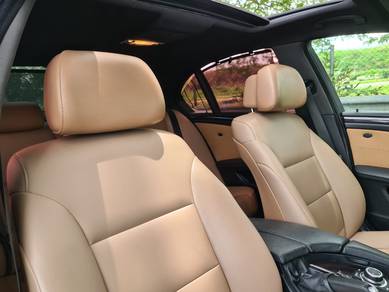 BMW 523i 23i SE in Sungai Besi, KUL