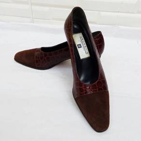 Givenchy Crocodiles Skin Pattern Heels