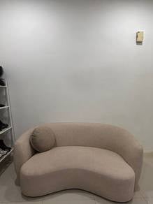 Modern Curved 2-seater Sofa