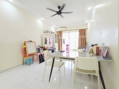 Apartment For Sale in Suria Mutiara